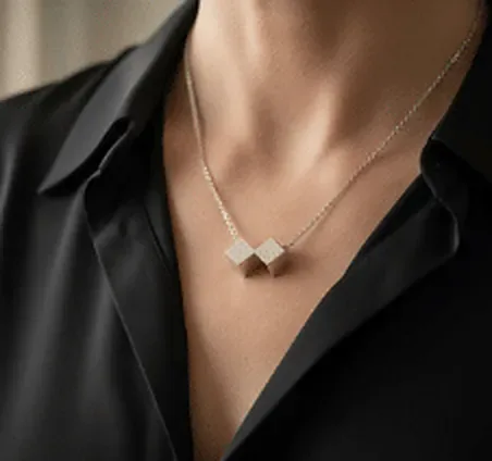 Collar de cubos en plata .925, regalo de fin de año